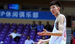 杨毅爆料周琦视频播放,揭秘篮球天才的成长之路