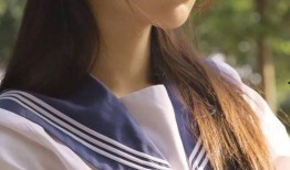 杨超越爆料男团恋情视频,甜蜜瞬间引网友热议