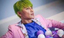 陈志朋化妆爆料事件视频,揭秘明星化妆幕后真相