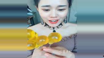 娱乐吃瓜酱灯泡放嘴里